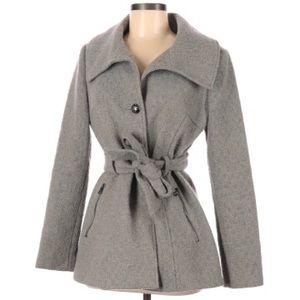 Jessica Simpson coat